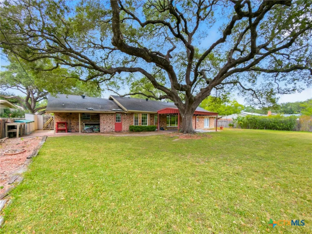 2201 College Drive Victoria, TX 77901