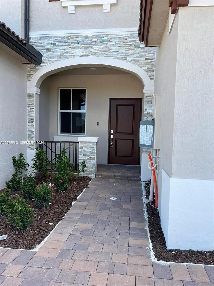 12663 NW 24th Ave Miami, FL 33167