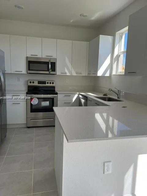12663 NW 24th Ave Miami, FL 33167