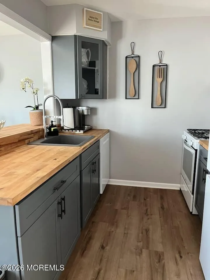220 Catherine Lane Beach Haven West, NJ 08050
