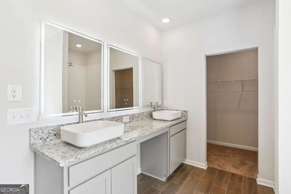 33 Faulkner CIR Social Circle, GA 30025