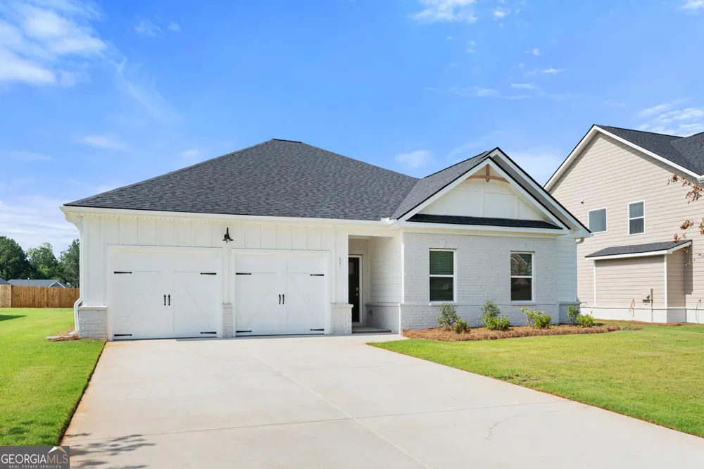 33 Faulkner CIR Social Circle, GA 30025