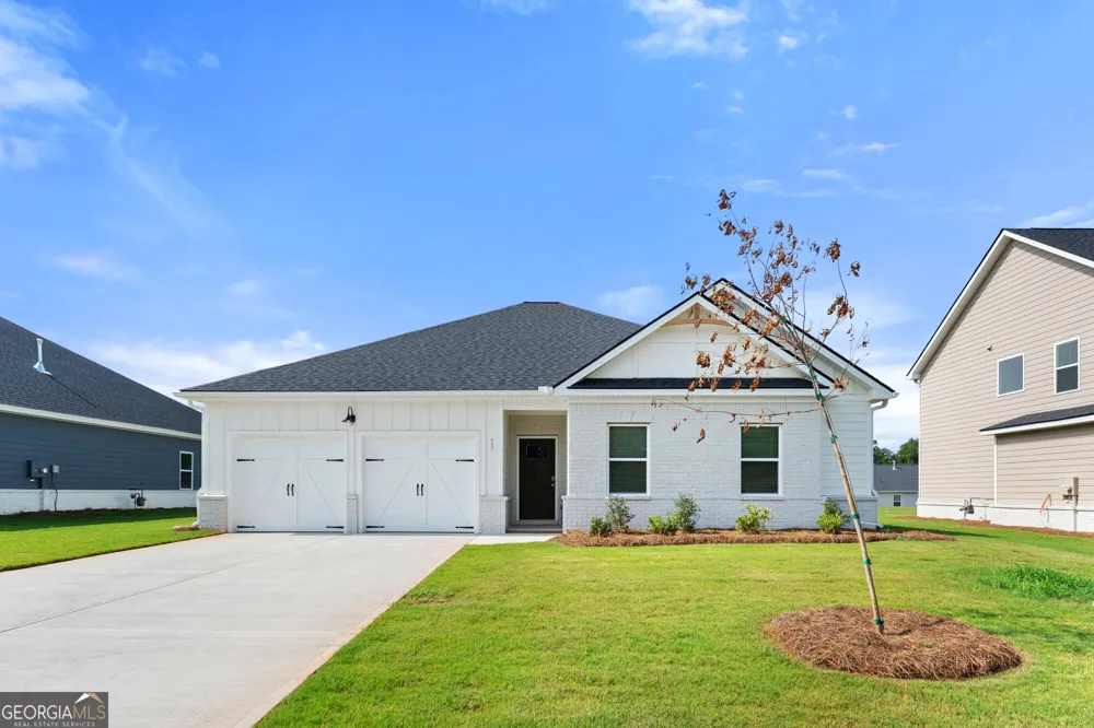 33 Faulkner CIR Social Circle, GA 30025