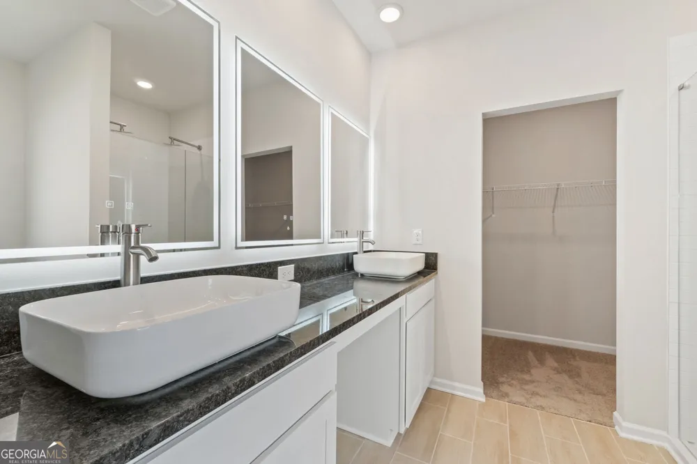 33 Faulkner CIR Social Circle, GA 30025