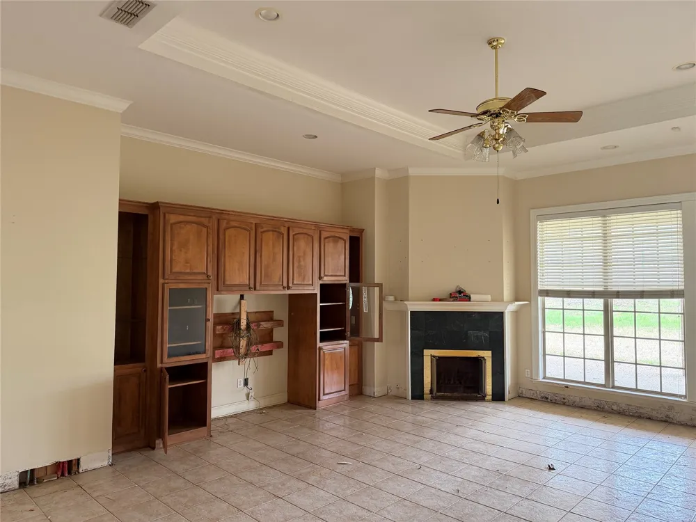 120 Burton Street Longview, TX 75603
