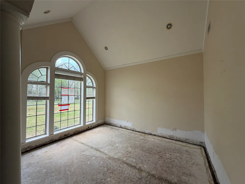 120 Burton Street Longview, TX 75603