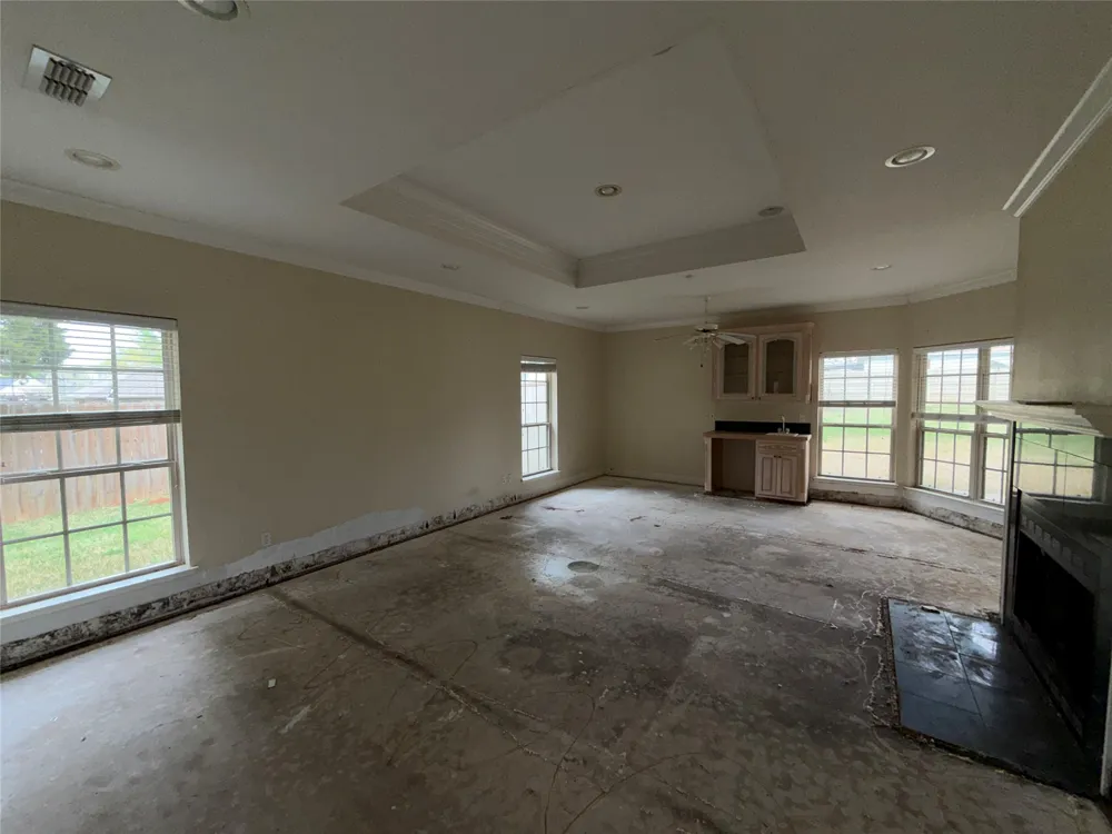 120 Burton Street Longview, TX 75603