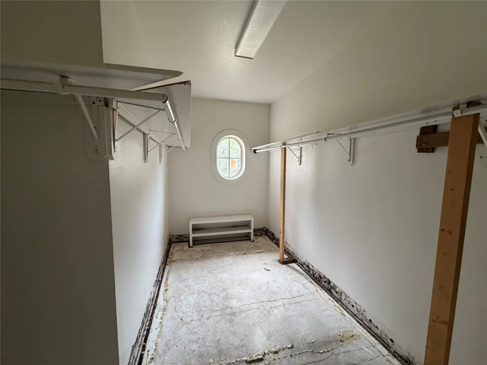 120 Burton Street Longview, TX 75603