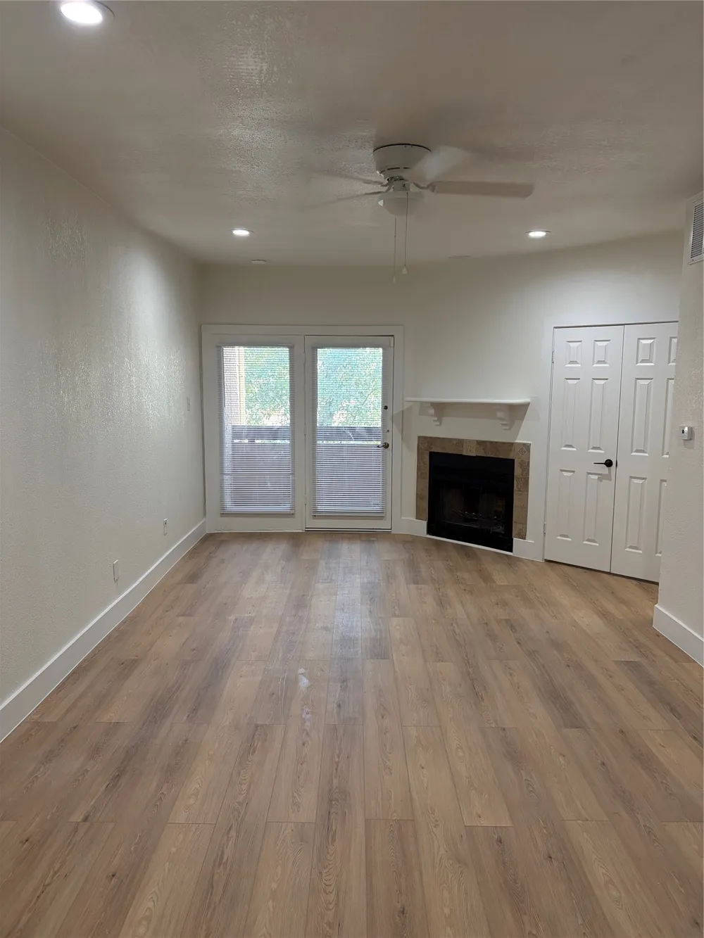 5550 Spring Valley Road #E23 Dallas, TX 75254