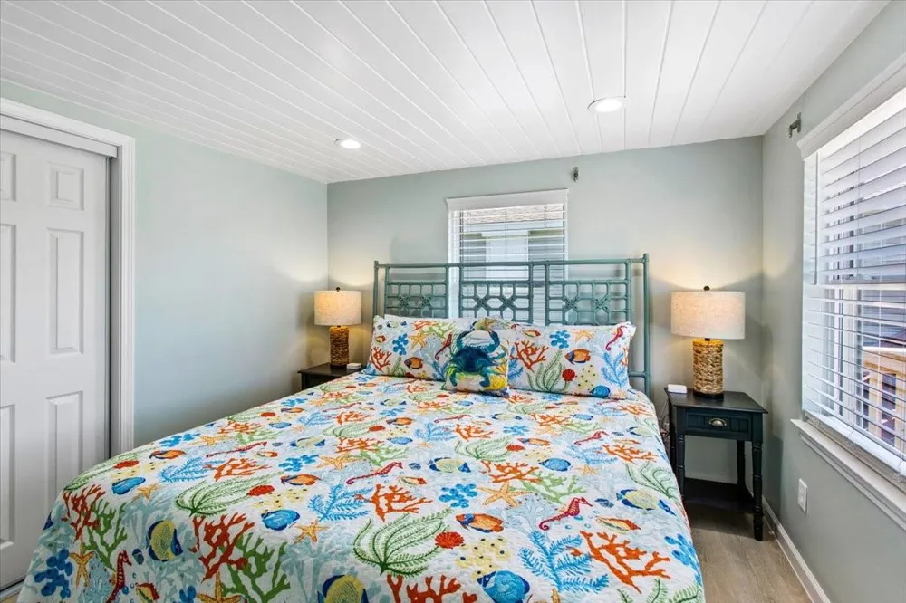 16531 Nassau Way Jamaica Beach, TX 77554