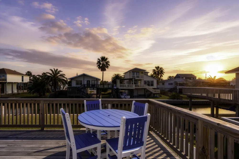16531 Nassau Way Jamaica Beach, TX 77554