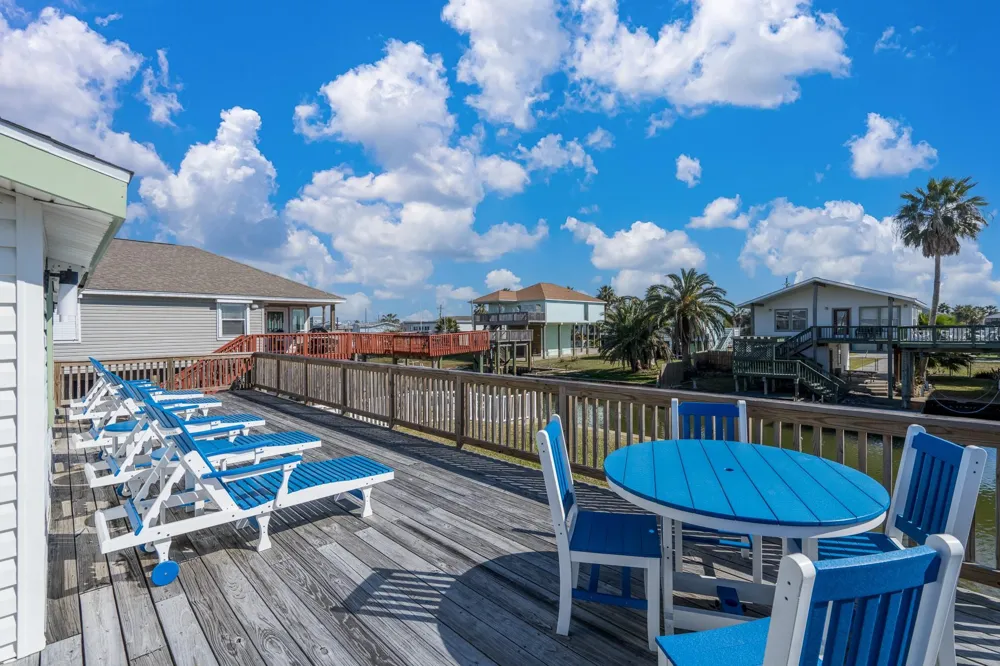 16531 Nassau Way Jamaica Beach, TX 77554
