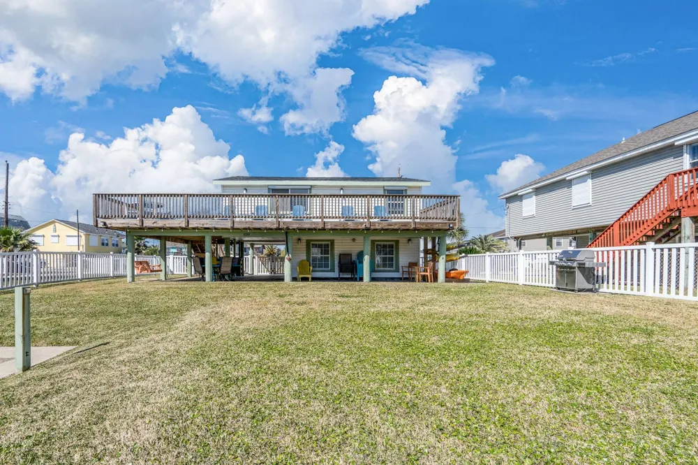 16531 Nassau Way Jamaica Beach, TX 77554