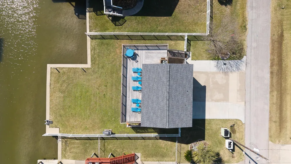 16531 Nassau Way Jamaica Beach, TX 77554