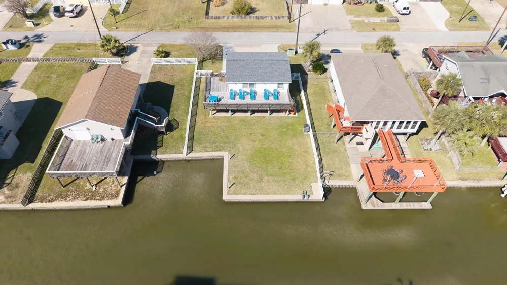 16531 Nassau Way Jamaica Beach, TX 77554