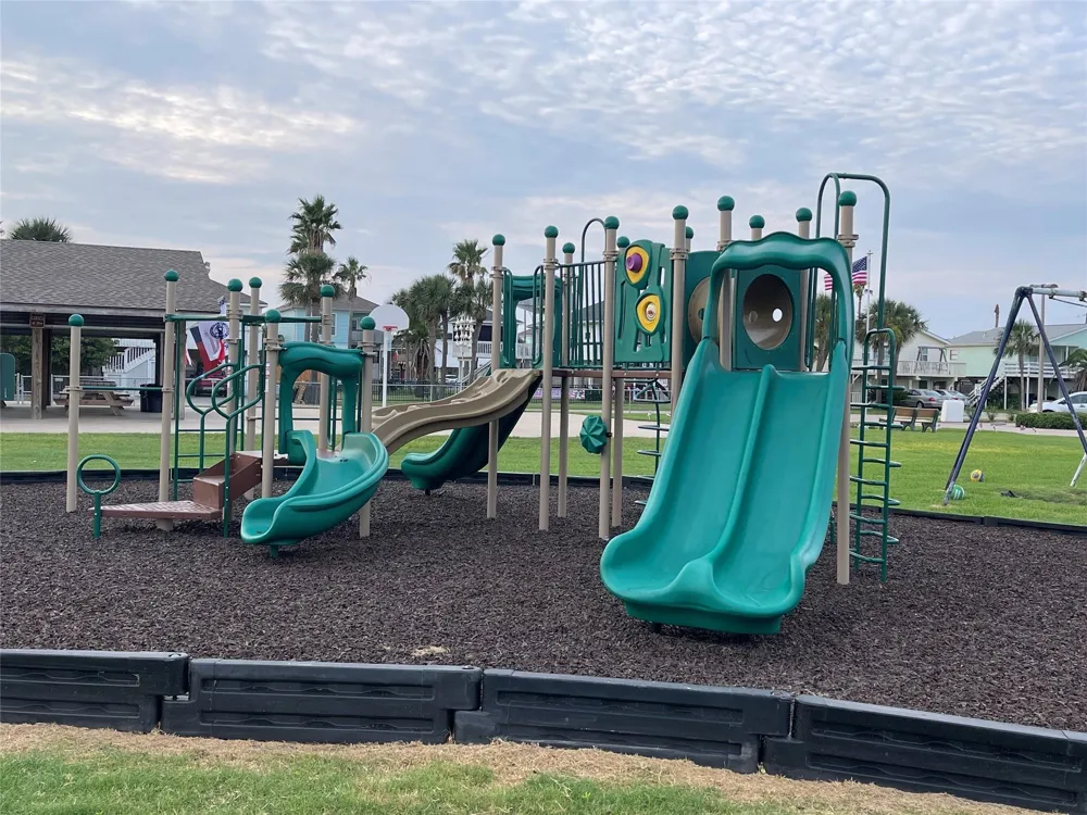 16531 Nassau Way Jamaica Beach, TX 77554