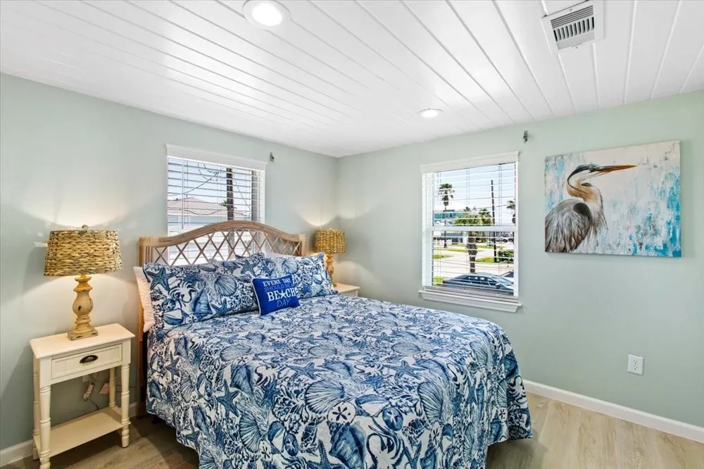 16531 Nassau Way Jamaica Beach, TX 77554