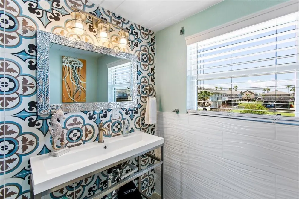 16531 Nassau Way Jamaica Beach, TX 77554