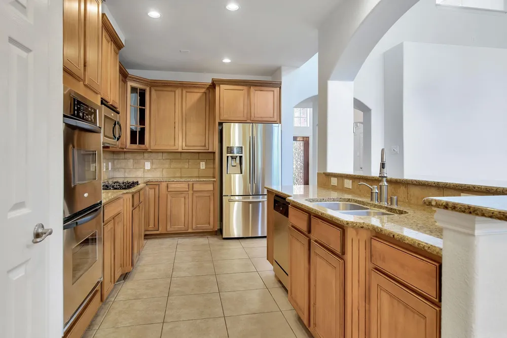 27 Frontera The Woodlands, TX 77382