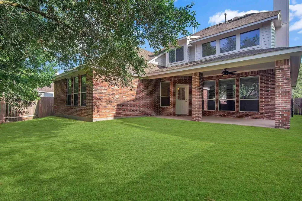 27 Frontera The Woodlands, TX 77382