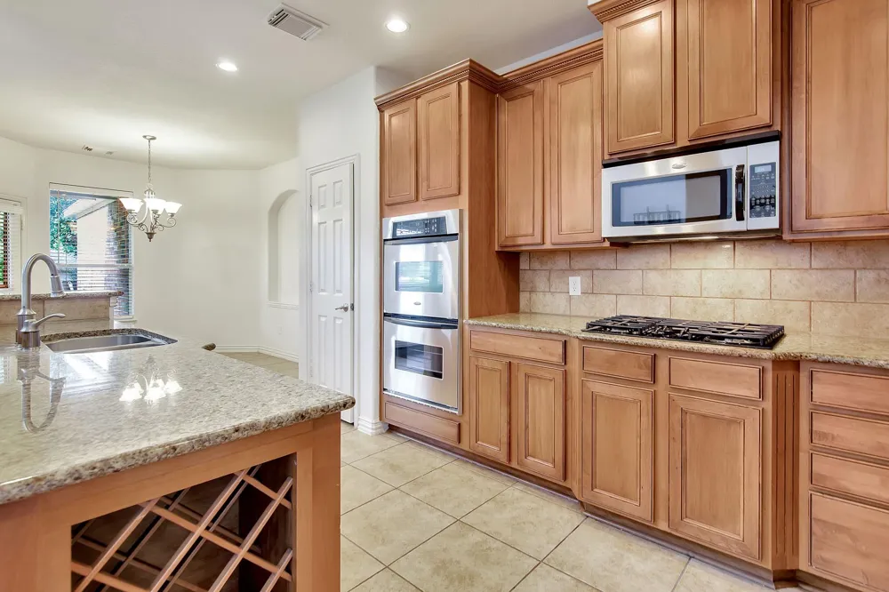 27 Frontera The Woodlands, TX 77382