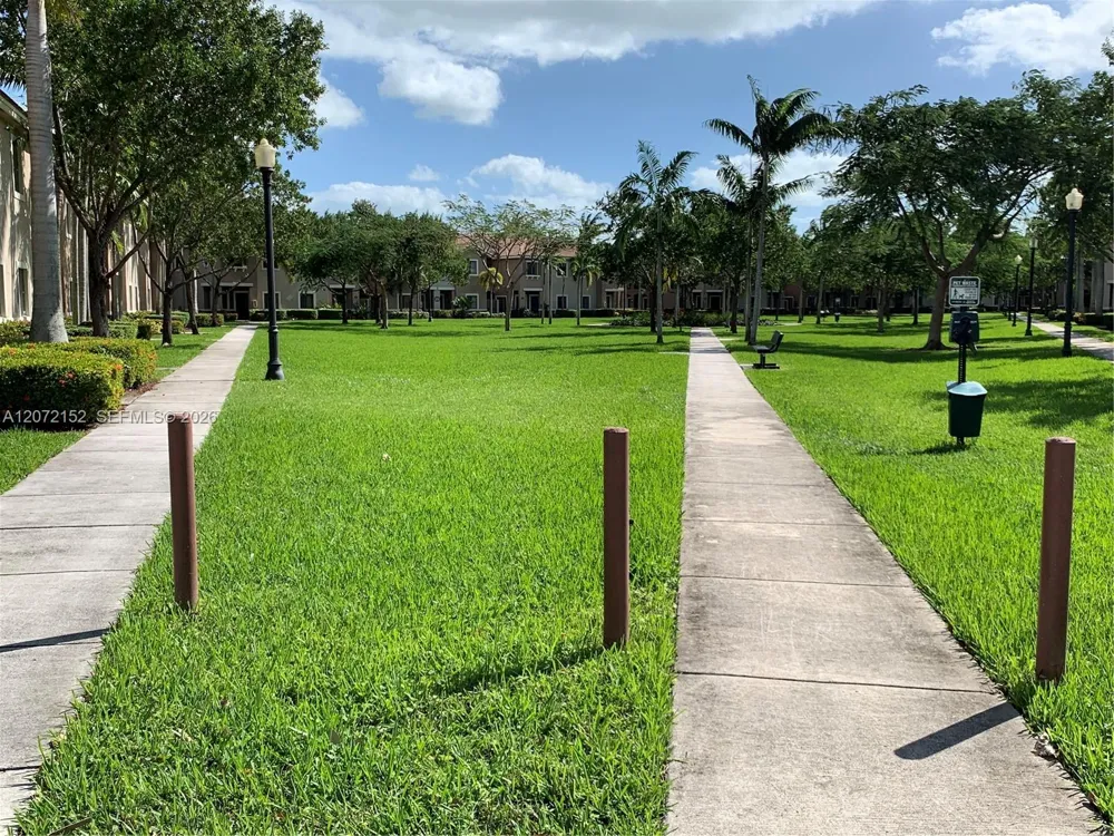 22801 SW 88th Pl #203 Cutler Bay, FL 33190