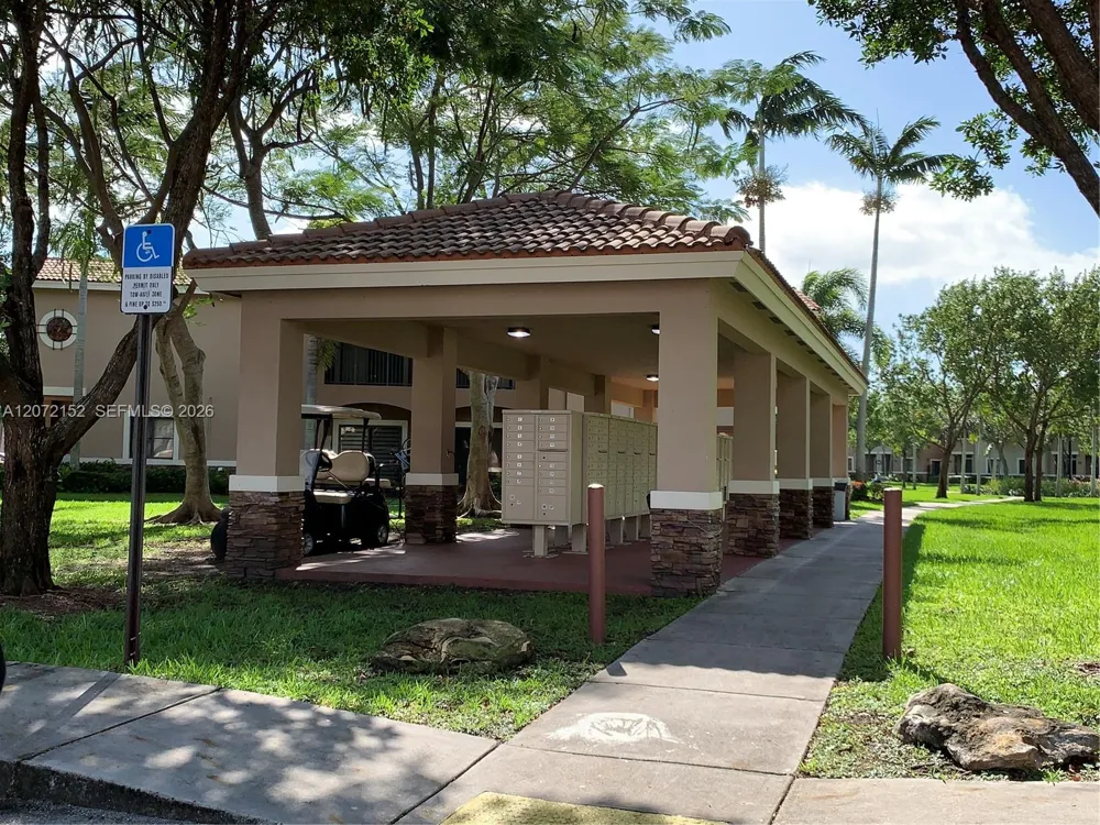 22801 SW 88th Pl #203 Cutler Bay, FL 33190