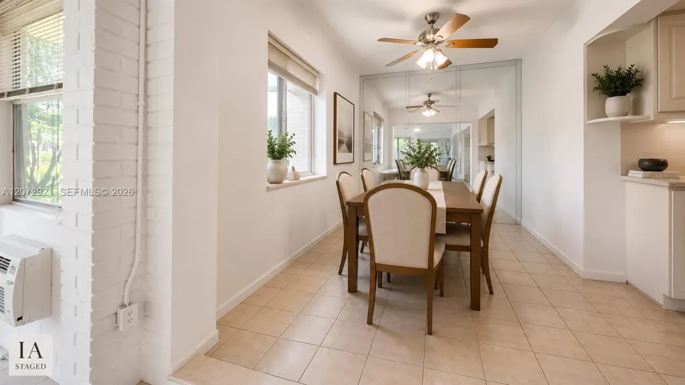 5700 White Hickory Cir Tamarac, FL 33319