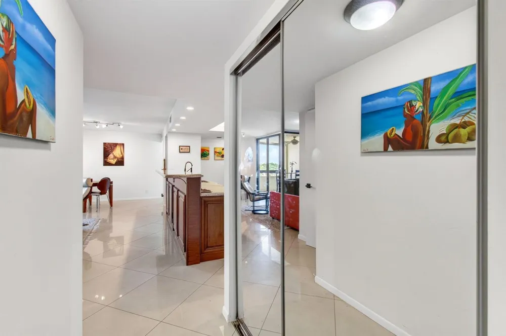 825 Egret Circle #504 Delray Beach, FL 33444