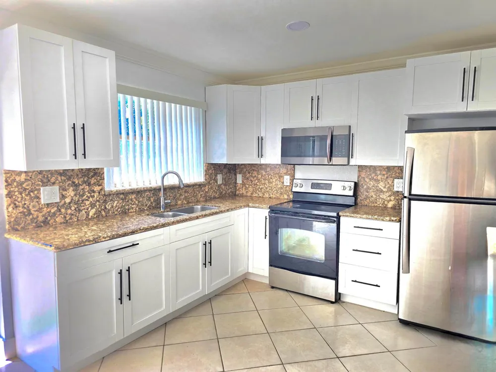 6138 SOUTHGATE BOULEVARD Margate, FL 33068