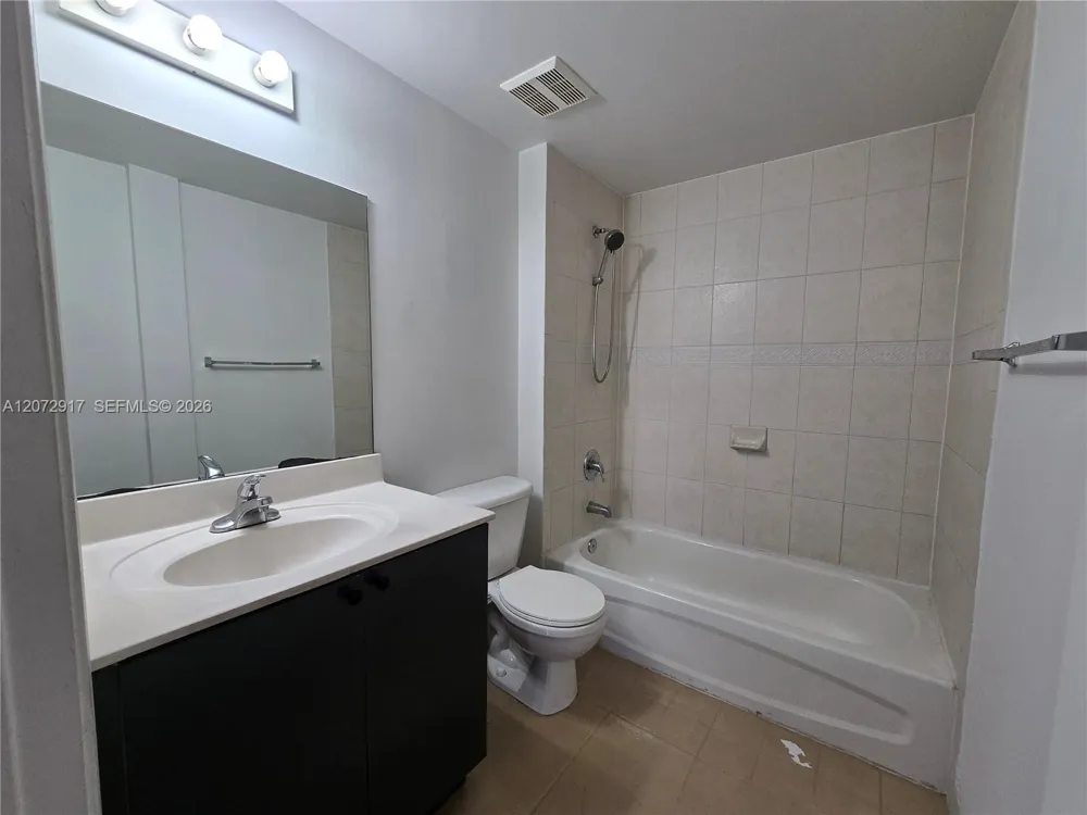 11060 SW 196th St #413 Cutler Bay, FL 33157