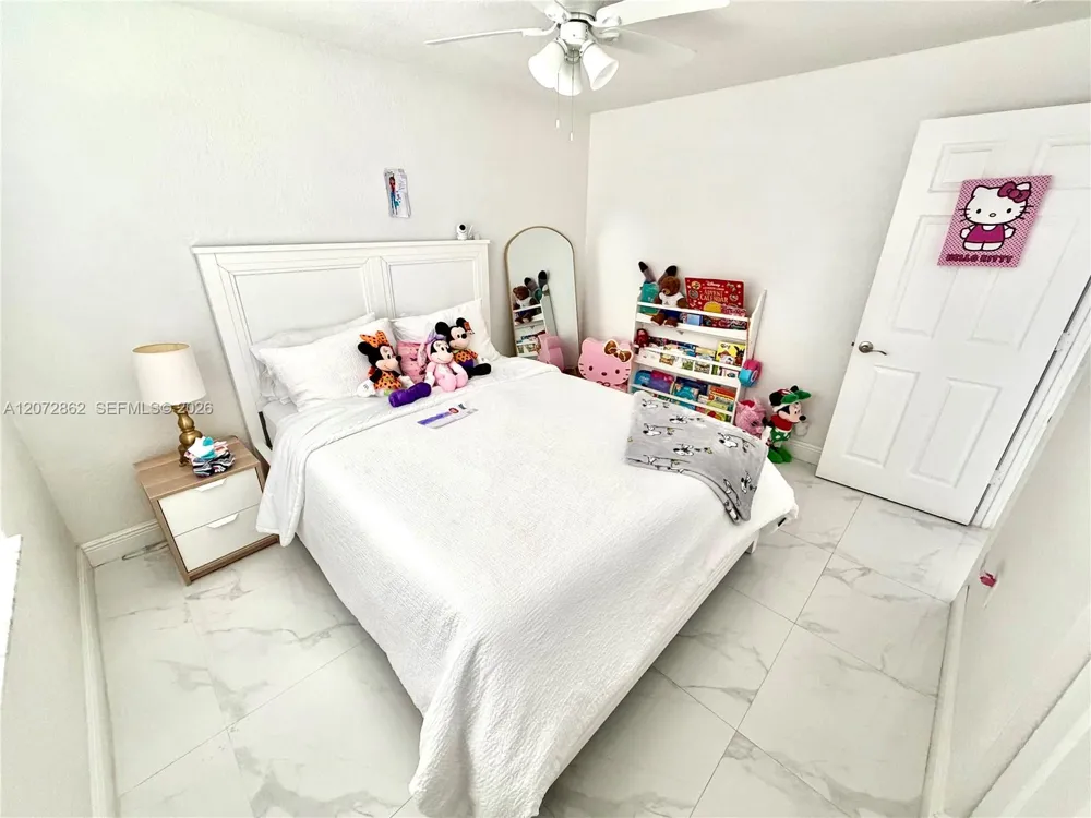 16747 NW 10th St Pembroke Pines, FL 33028