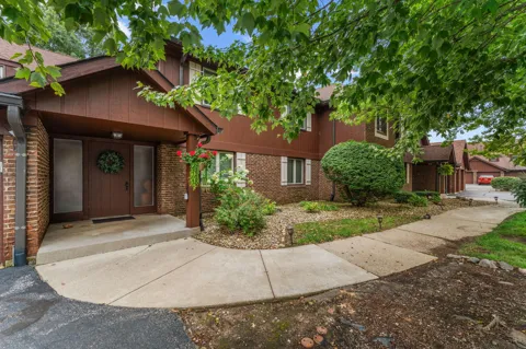 2511 E Lakeshore Drive #A2