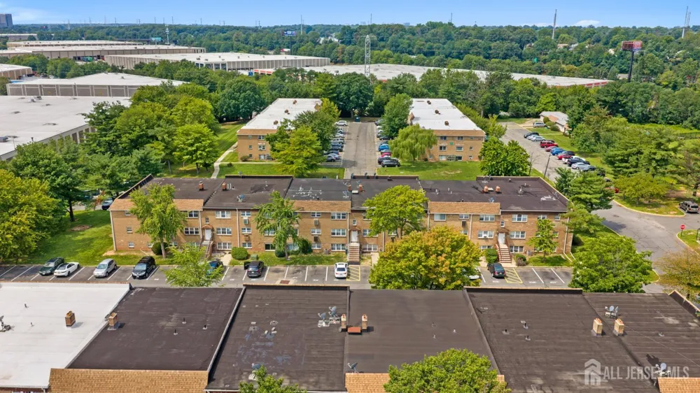 395 College Drive Edison, NJ 08817
