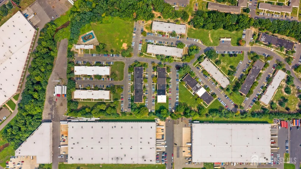 395 College Drive Edison, NJ 08817