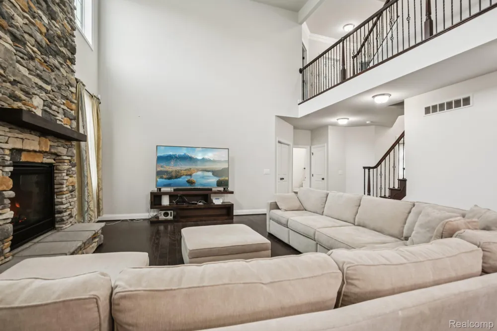 51110 Gulfstream Park Drive Canton Charter Township, MI 48188