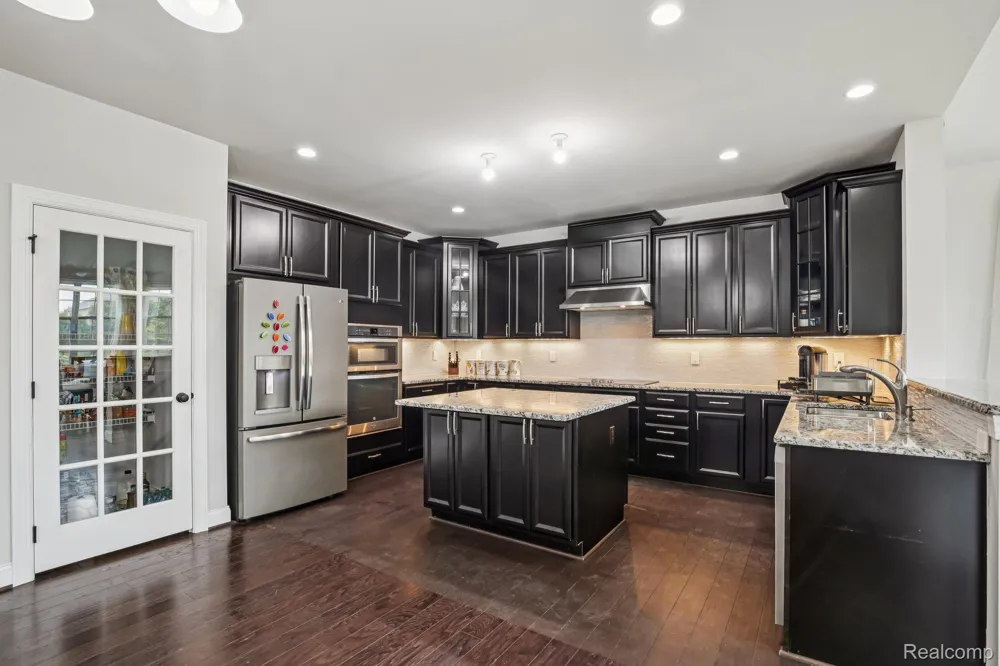 51110 Gulfstream Park Drive Canton Charter Township, MI 48188