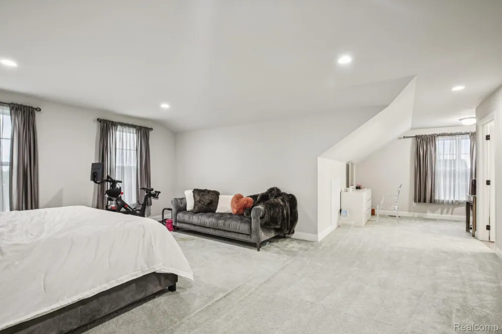 51110 Gulfstream Park Drive Canton Charter Township, MI 48188