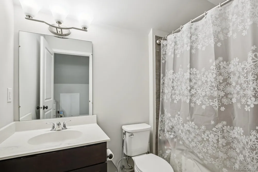 51110 Gulfstream Park Drive Canton Charter Township, MI 48188