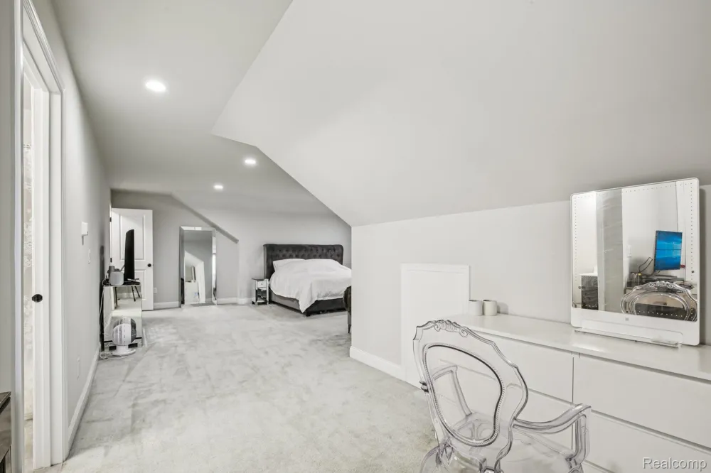 51110 Gulfstream Park Drive Canton Charter Township, MI 48188
