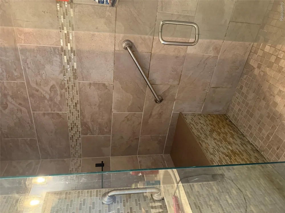 28351 Aspen Boulevard Flat Rock City, MI 48134