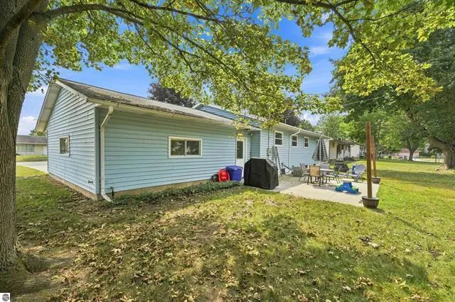 714 Sunset Lane Cadillac City, MI 49601