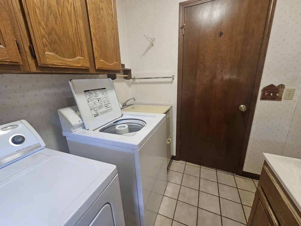 6392 Enola Avenue Comstock Charter Township, MI 49048