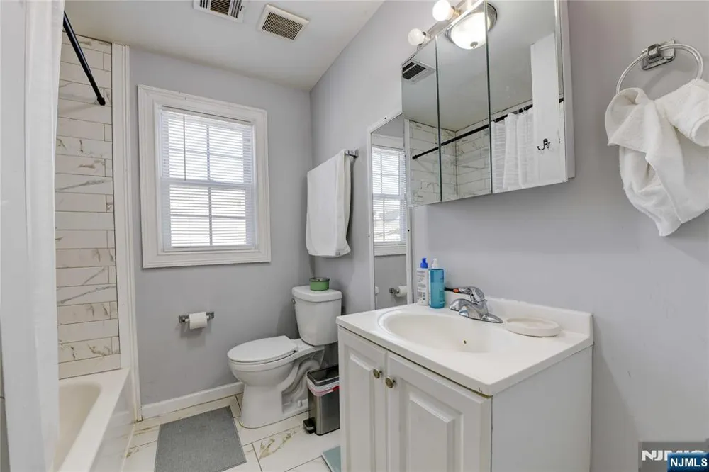 188 Pennington Street Newark, NJ 07105