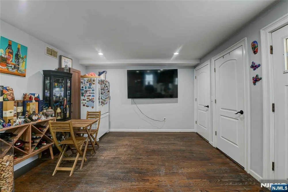 188 Pennington Street Newark, NJ 07105