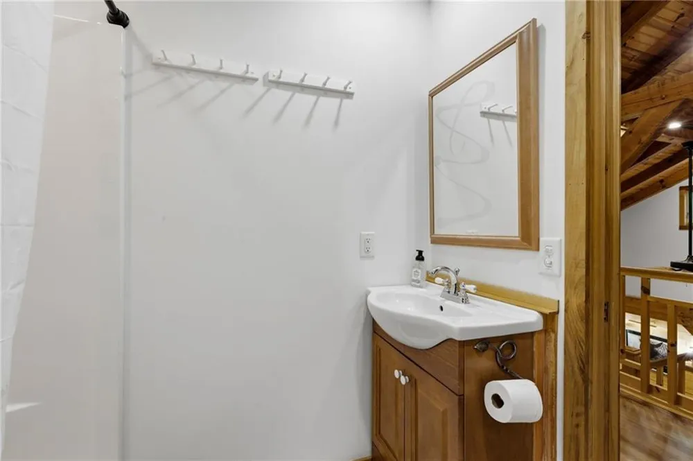 39 Brenary Drive Lakemont, GA 30552