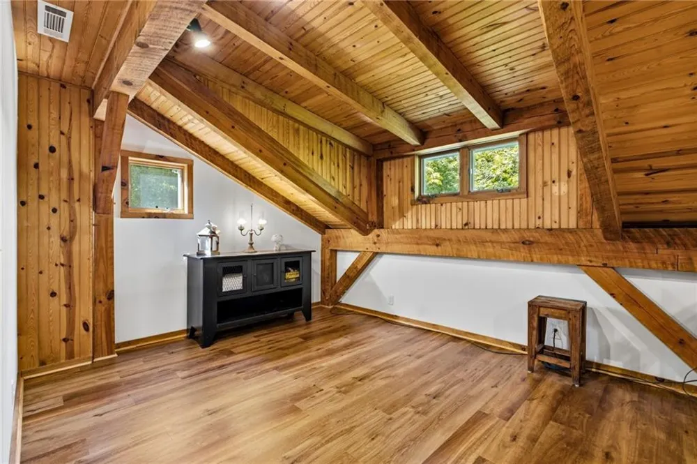 39 Brenary Drive Lakemont, GA 30552