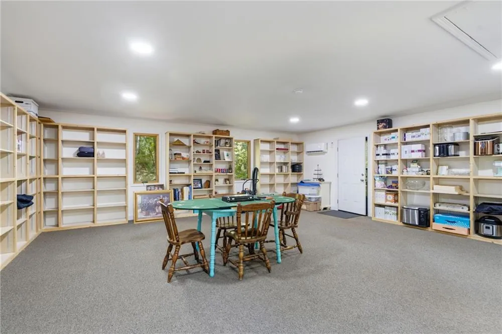 39 Brenary Drive Lakemont, GA 30552