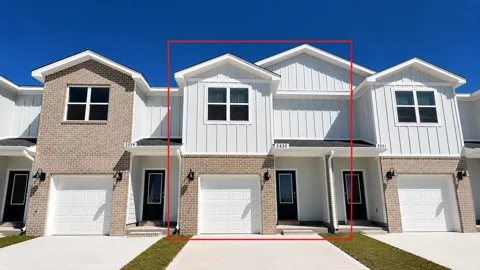 2430 Cliff Hollow Circle