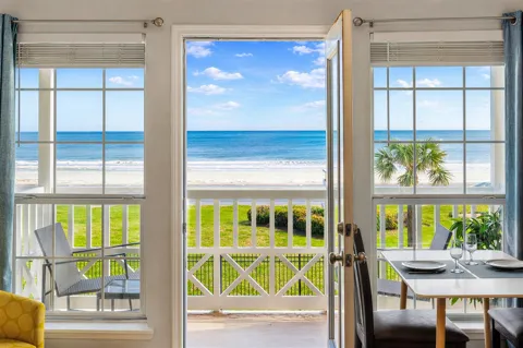 6300 Seawall Boulevard #2201